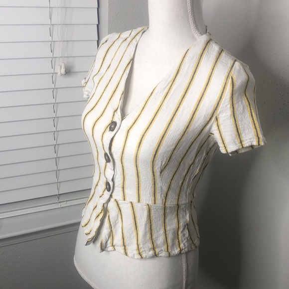 Buttoned Top - Picture 2 of 2